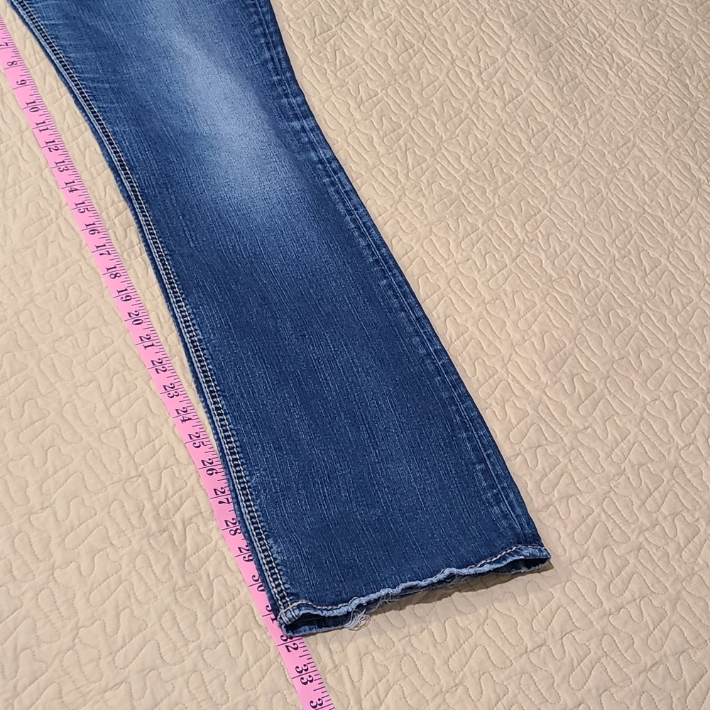 Silver Suki slim bootcut distressed jeans size 33 - Picture 10 of 10